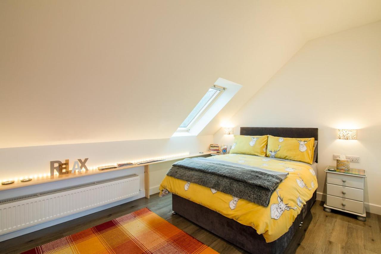 Allt Mor Rentals - Chalet With Hot Tub, And Studio Apartment No Hot Tub Ройбридж Экстерьер фото