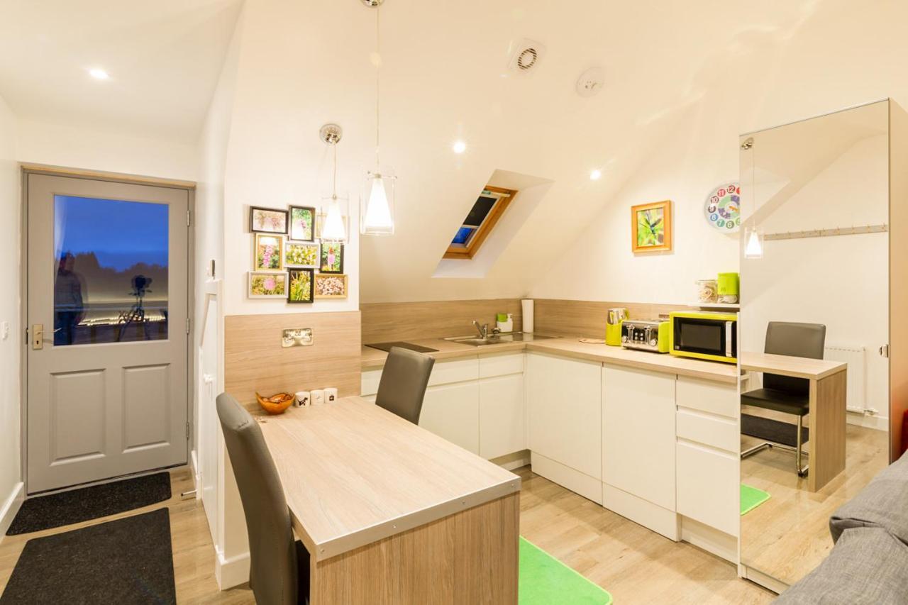 Allt Mor Rentals - Chalet With Hot Tub, And Studio Apartment No Hot Tub Ройбридж Экстерьер фото