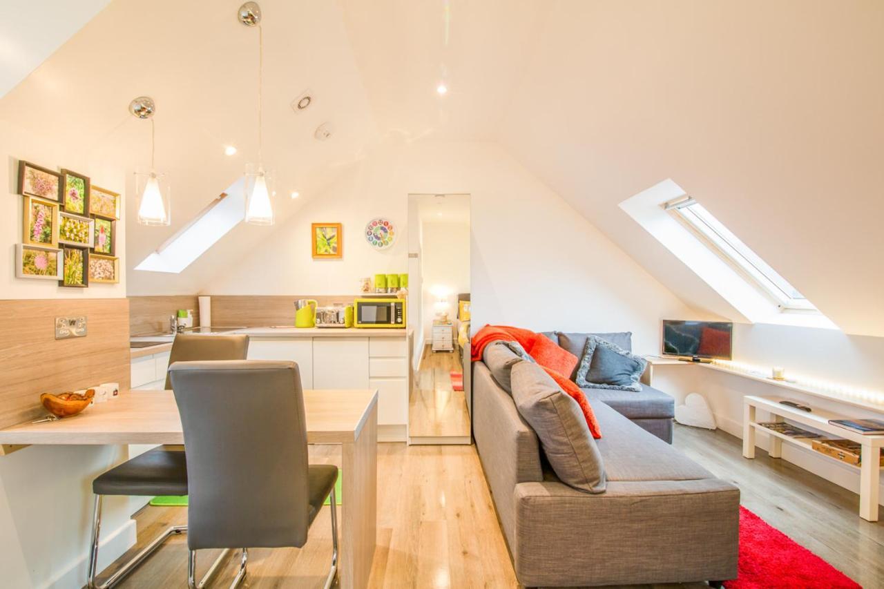 Allt Mor Rentals - Chalet With Hot Tub, And Studio Apartment No Hot Tub Ройбридж Экстерьер фото